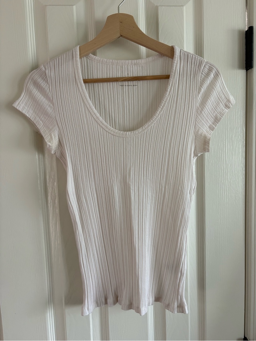 Everlane White Ribbed Scoop-Neck Short Sleeve Top
